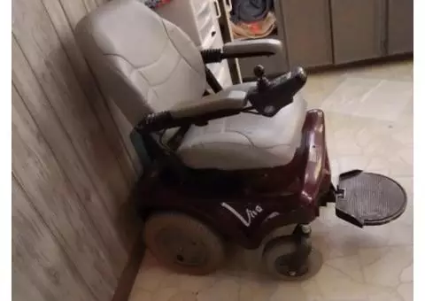 Viva Chauffeur Power Wheelchair